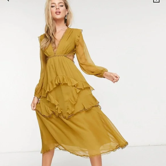 green emerald velvet dress Getaway Bound Cutout Tropical Mesh Midi Dress